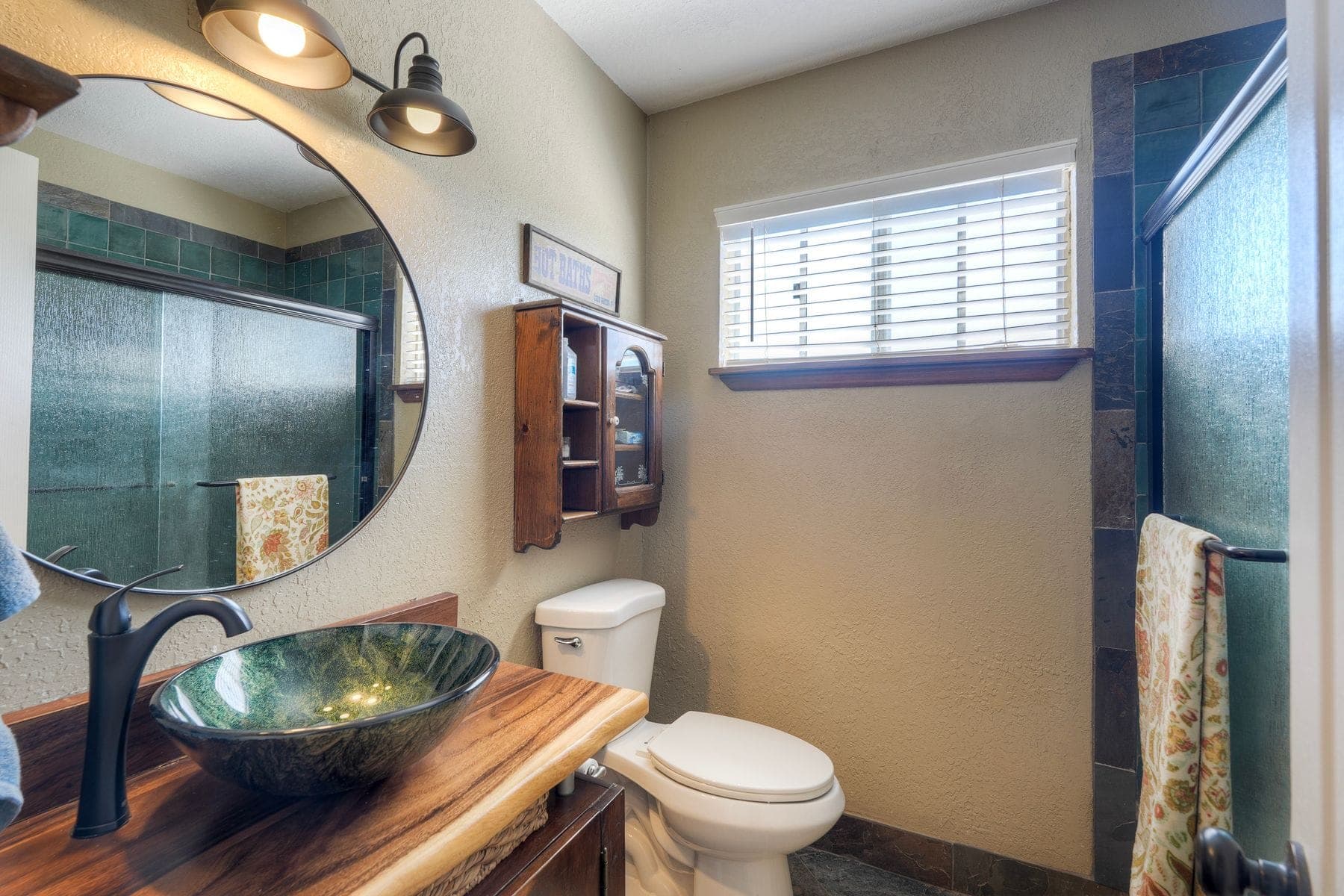 Bath — real estate photography in Poway, CA by Turnkey Media