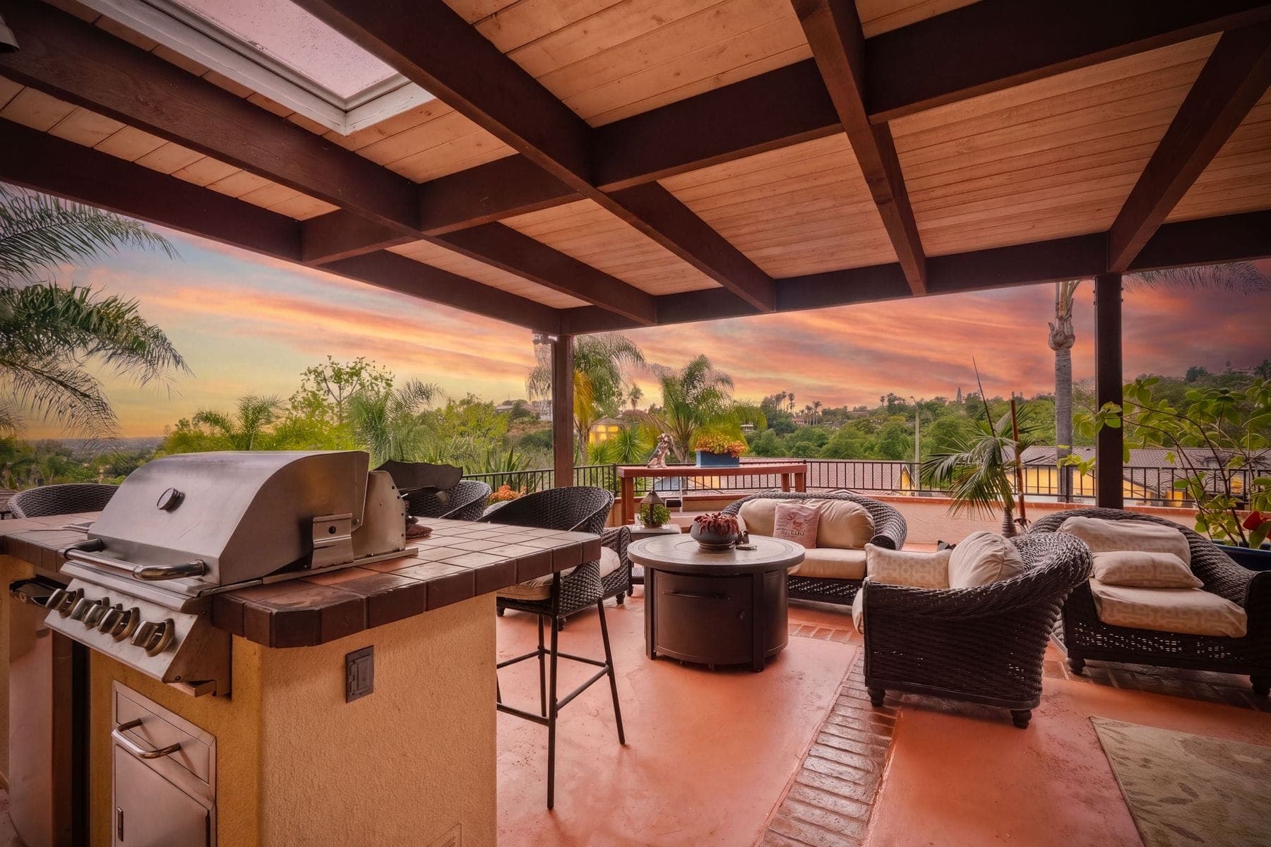 Twilight real estate photography of a Vista home at dusk