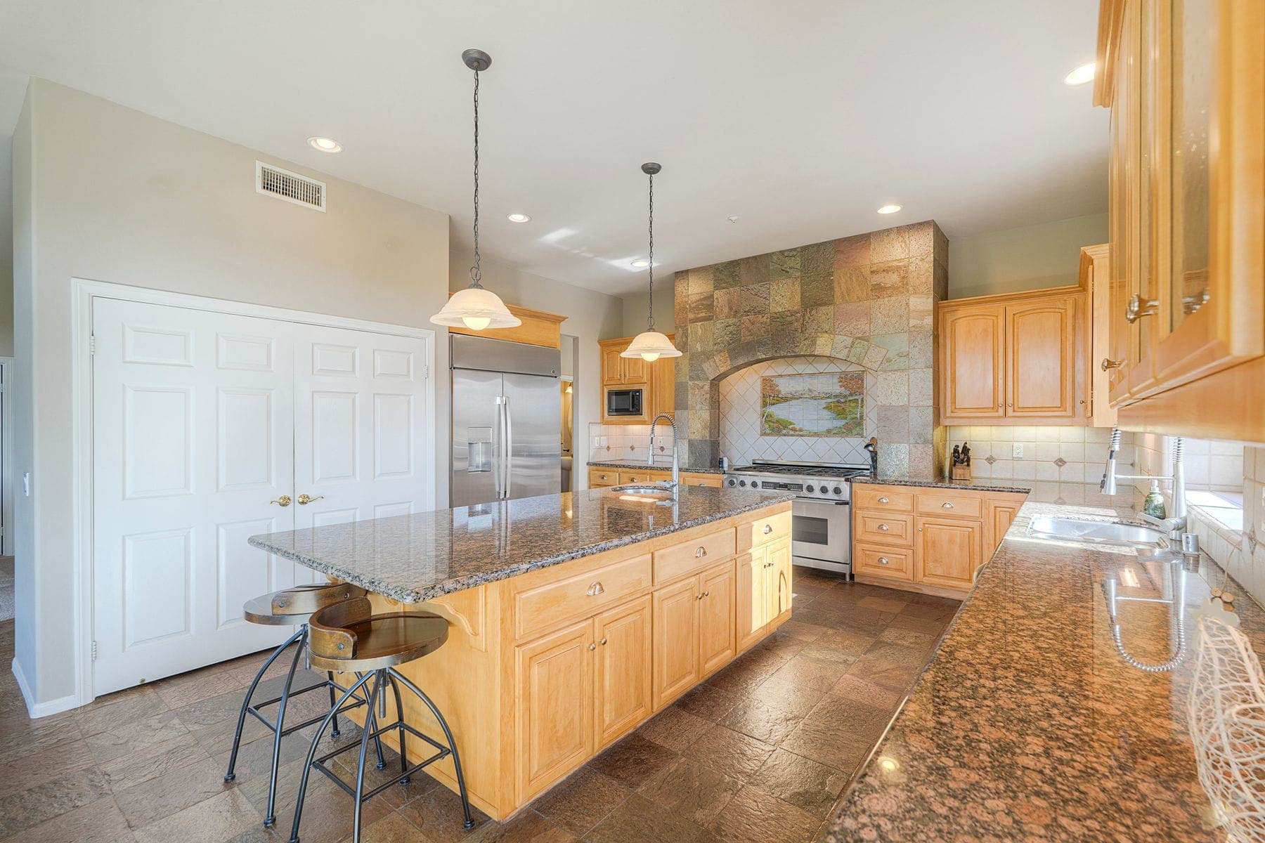 Kitchen — real estate photography in Alpine, CA by Turnkey Media