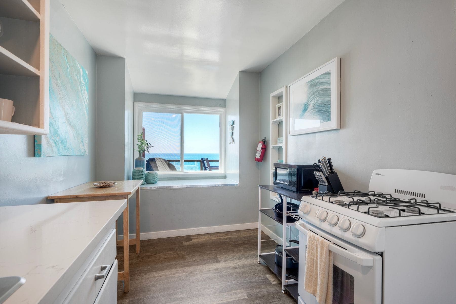Kitchen — real estate photography in Carlsbad, CA by Turnkey Media