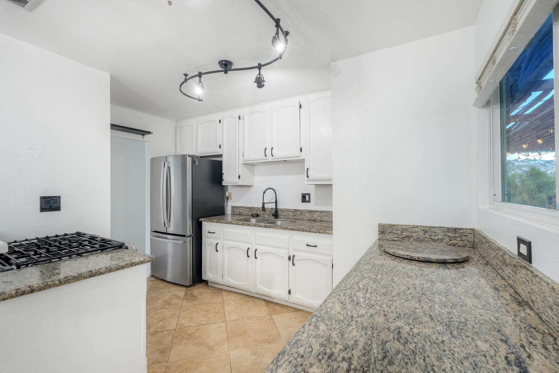 Kitchen — real estate photography in Spring Valley, CA by Turnkey Media